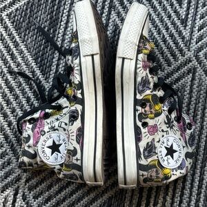 Converse You Chuck Taylor All Stars, L.a Livin Canvas Print